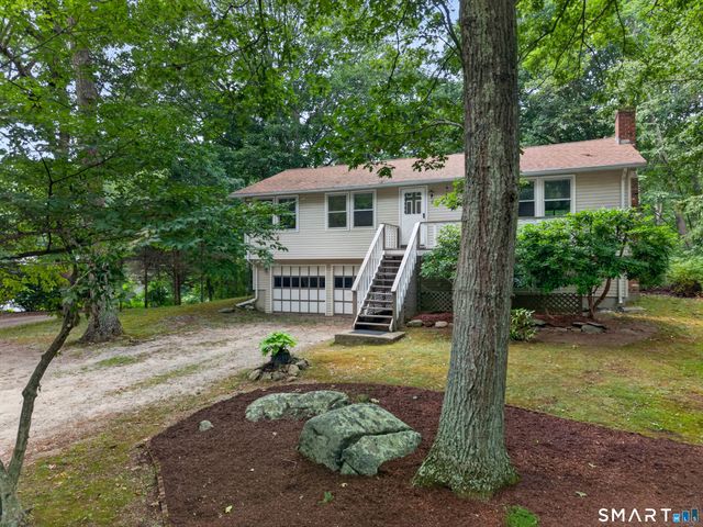 75 Airline Road, Clinton, CT 06413