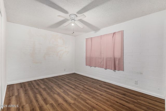 3945 W ORANGE Drive, Phoenix, AZ 85019