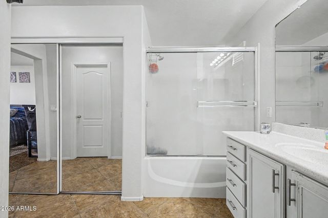 2869 E BART Street, Gilbert, AZ 85295