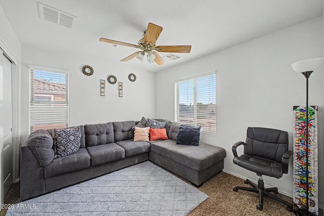 2869 E BART Street, Gilbert, AZ 85295