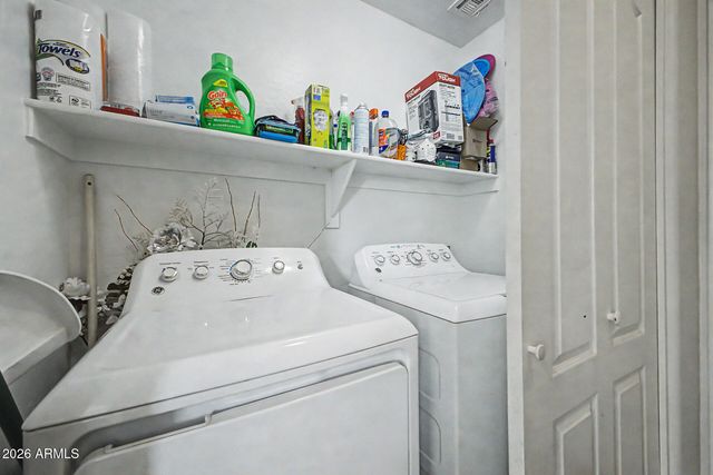 2869 E BART Street, Gilbert, AZ 85295