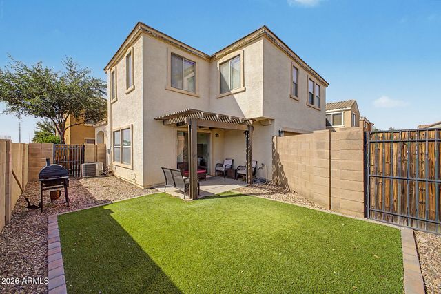 2869 E BART Street, Gilbert, AZ 85295