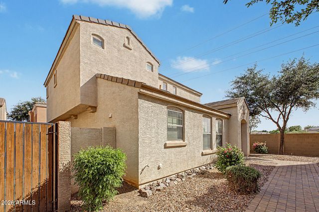 2869 E BART Street, Gilbert, AZ 85295