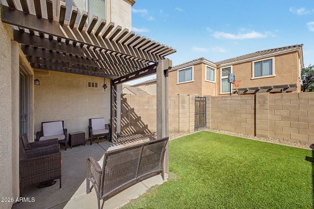 2869 E BART Street, Gilbert, AZ 85295