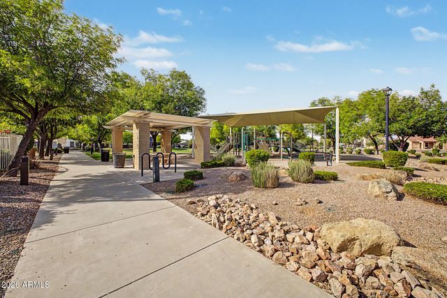 2869 E BART Street, Gilbert, AZ 85295