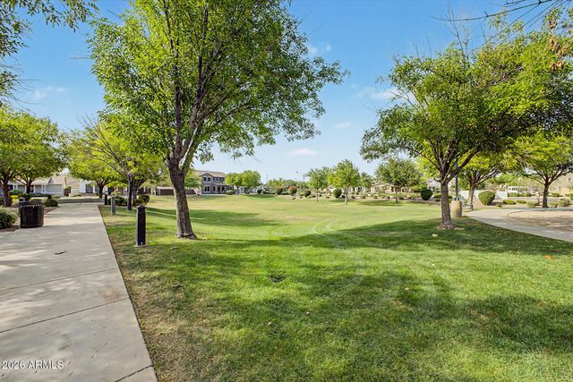 2869 E BART Street, Gilbert, AZ 85295