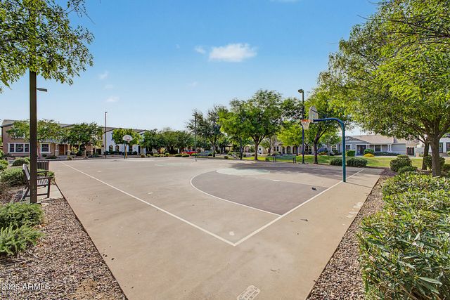 2869 E BART Street, Gilbert, AZ 85295