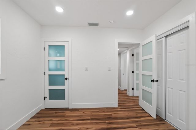 1524 CARSON CIRCLE NE, St Petersburg, FL 33703