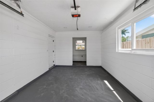 1524 CARSON CIRCLE NE, St Petersburg, FL 33703