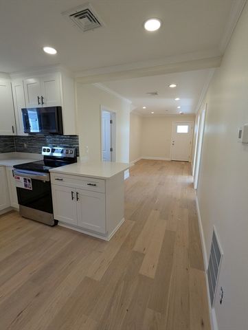 296 Fulton St 1, Medford, MA 02155