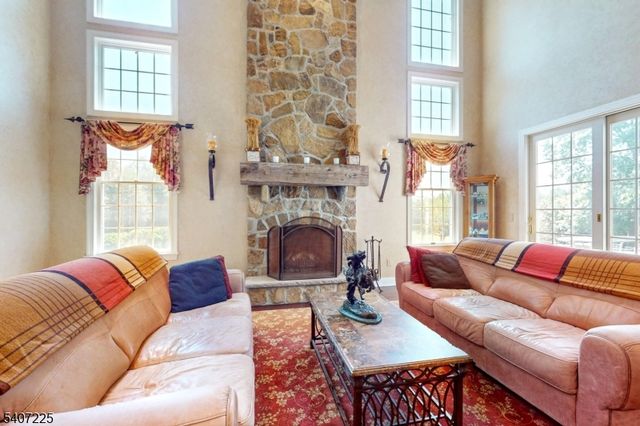 365 Mine Brook Rd, Bernards Twp., NJ 07931