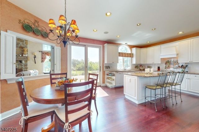 365 Mine Brook Rd, Bernards Twp., NJ 07931