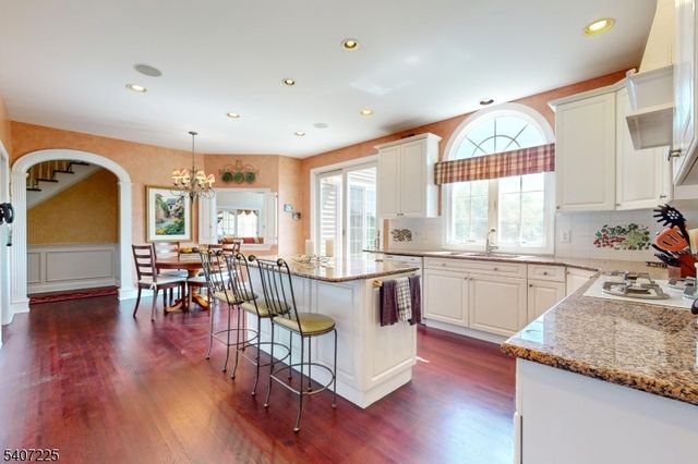 365 Mine Brook Rd, Bernards Twp., NJ 07931