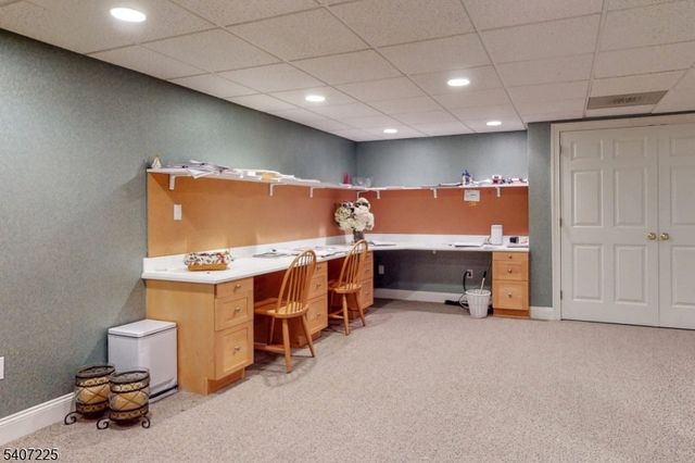 365 Mine Brook Rd, Bernards Twp., NJ 07931