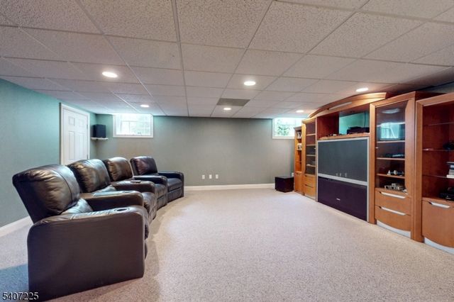 365 Mine Brook Rd, Bernards Twp., NJ 07931