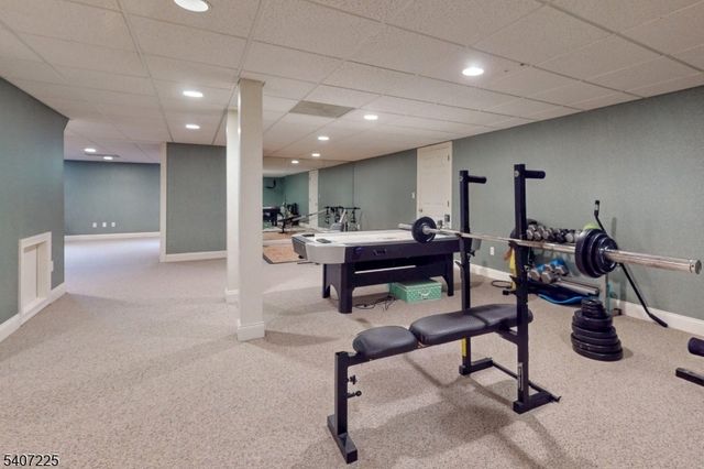 365 Mine Brook Rd, Bernards Twp., NJ 07931