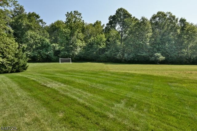 365 Mine Brook Rd, Bernards Twp., NJ 07931