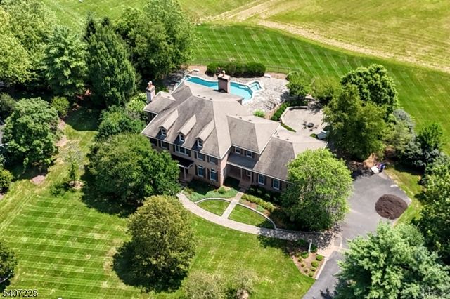 365 Mine Brook Rd, Bernards Twp., NJ 07931