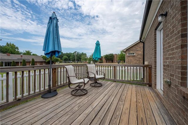 160 Broad Meadow Court, Rural Hall, NC 27045