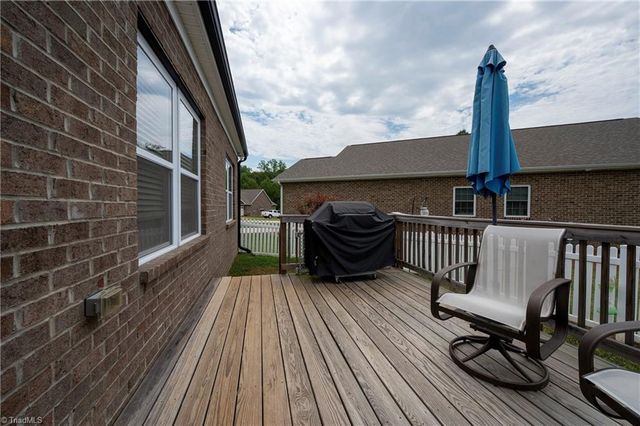 160 Broad Meadow Court, Rural Hall, NC 27045