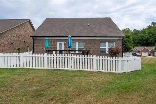 160 Broad Meadow Court, Rural Hall, NC 27045
