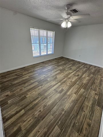 1727-1727 NE 2ND STREET 4, Ocala, FL 34470