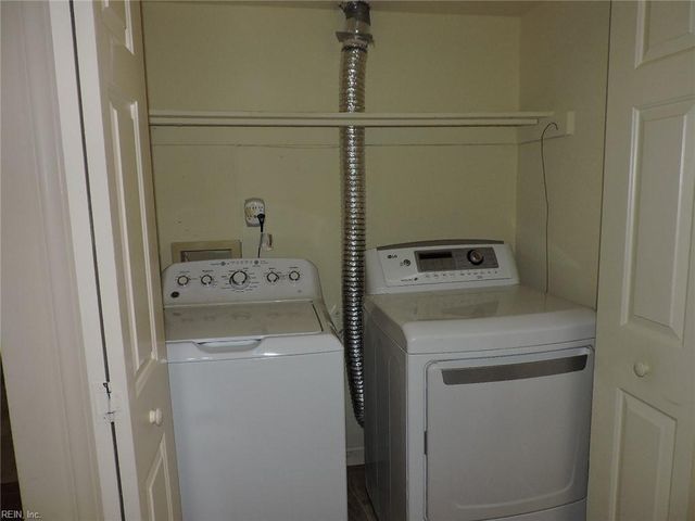 215 Old Cart RD, Williamsburg, VA 23188