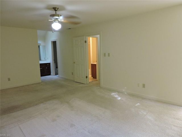 215 Old Cart RD, Williamsburg, VA 23188