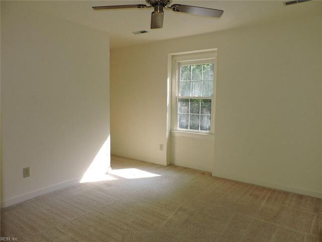 215 Old Cart RD, Williamsburg, VA 23188