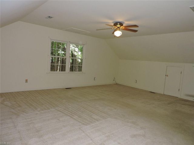 215 Old Cart RD, Williamsburg, VA 23188