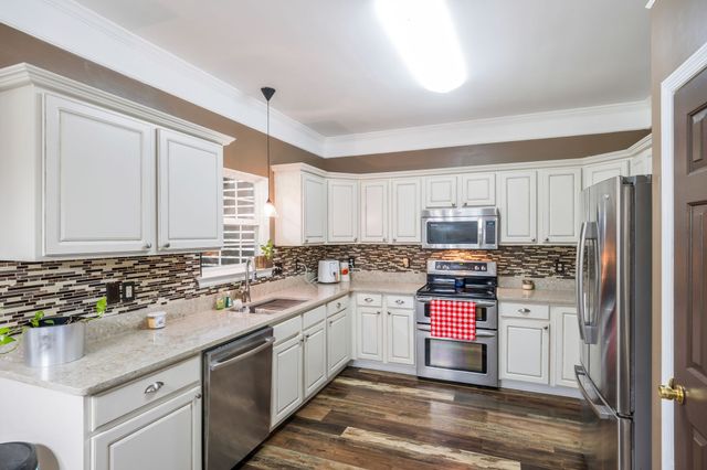 1757 Shane Dr, Spring Hill, TN 37174