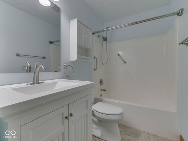 1630 Alder Road, Franklin, IN 46131