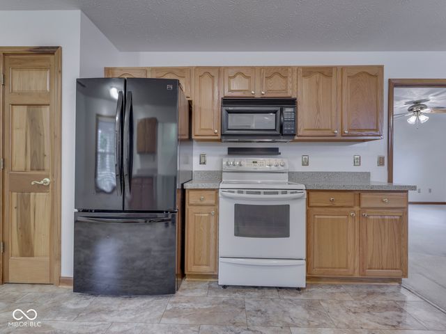 1630 Alder Road, Franklin, IN 46131