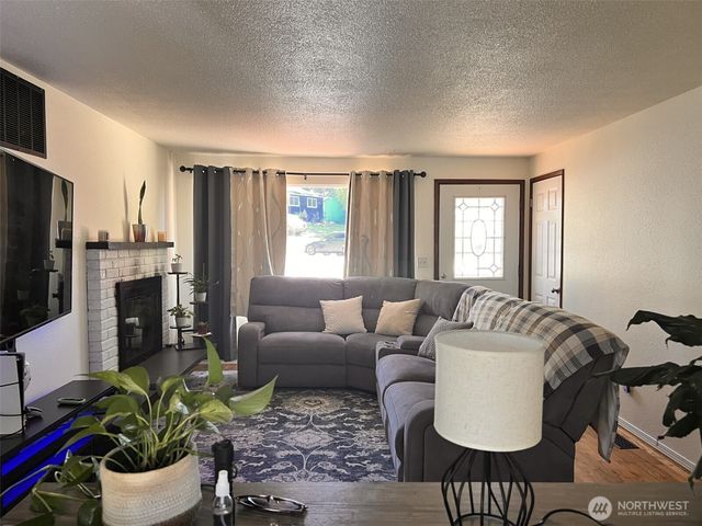 4446 S 314th Street, Auburn, WA 98001