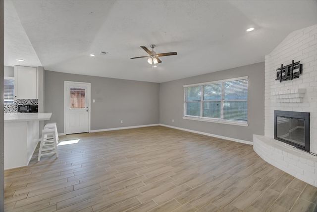 10006 Barmont Drive, La Porte, TX 77571