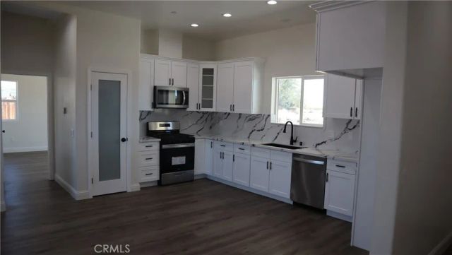 10408 Peach Avenue, California City, CA 93505