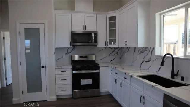 10408 Peach Avenue, California City, CA 93505