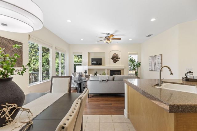 2876 Woodleigh Ln, Cameron Park, CA 95682