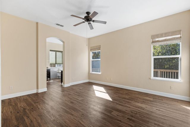 2876 Woodleigh Ln, Cameron Park, CA 95682