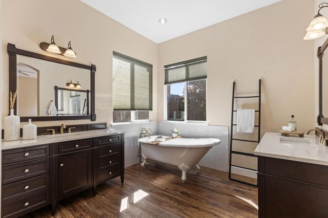 2876 Woodleigh Ln, Cameron Park, CA 95682