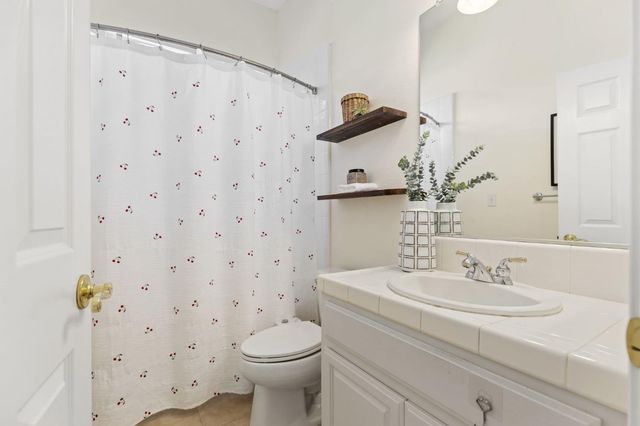 2876 Woodleigh Ln, Cameron Park, CA 95682