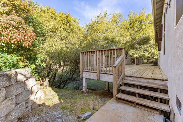 2876 Woodleigh Ln, Cameron Park, CA 95682