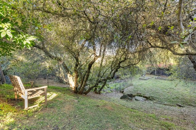 2876 Woodleigh Ln, Cameron Park, CA 95682