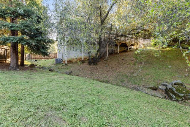 2876 Woodleigh Ln, Cameron Park, CA 95682