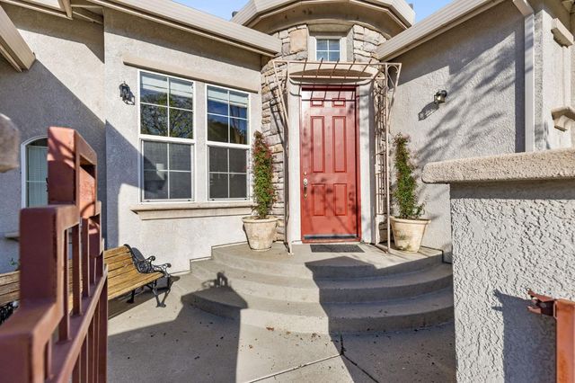 2876 Woodleigh Ln, Cameron Park, CA 95682