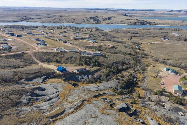 13376 WATERVIEW RD, Hot Springs, SD 57747