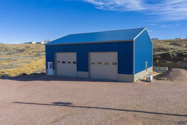 13376 WATERVIEW RD, Hot Springs, SD 57747