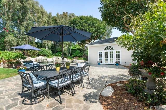 17401 Via Cuatro Caminos, Rancho Santa Fe, CA 92067