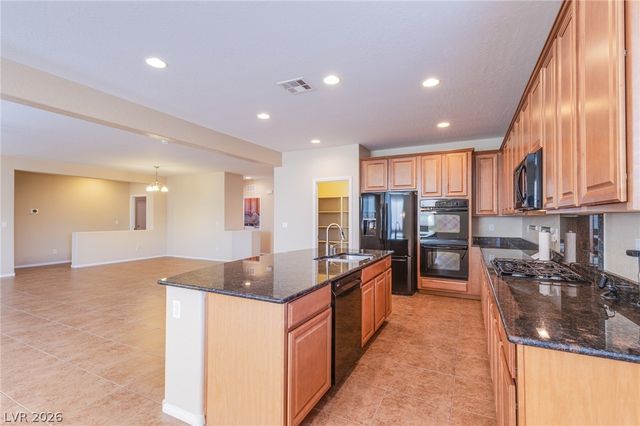 10119 Amana Oaks Avenue, Las Vegas, NV 89166