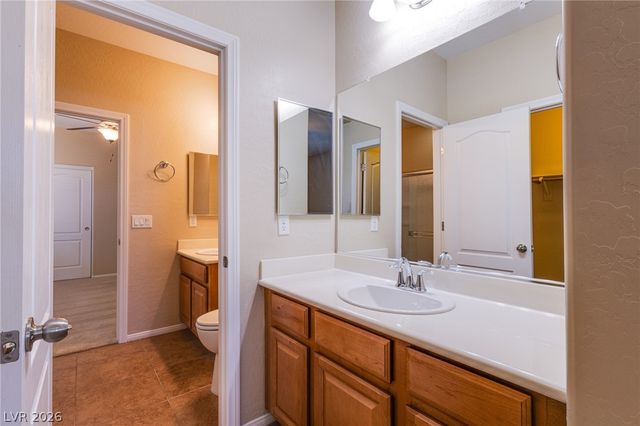 10119 Amana Oaks Avenue, Las Vegas, NV 89166